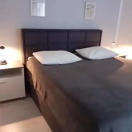 Ani * Supetarska Draga