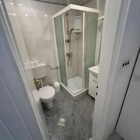 Ani Apartment